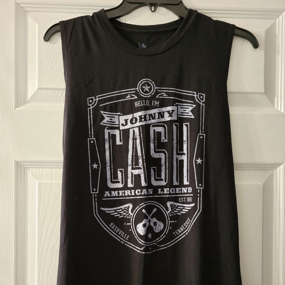 Tops - Johnny Cash Band Tee